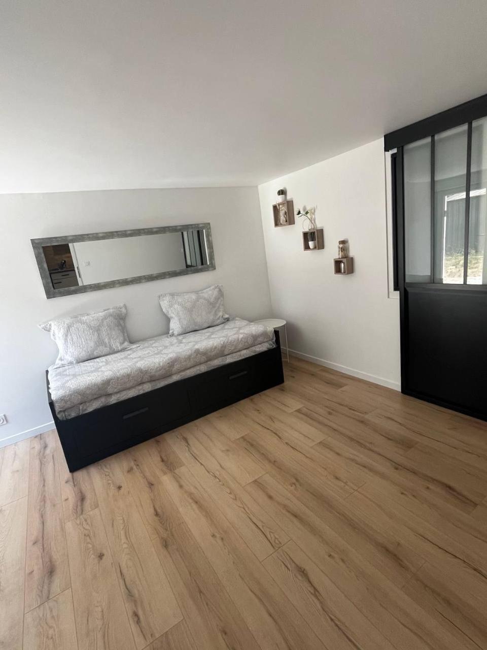 Charmant Et Confortable Appartement Narbonne Exteriör bild