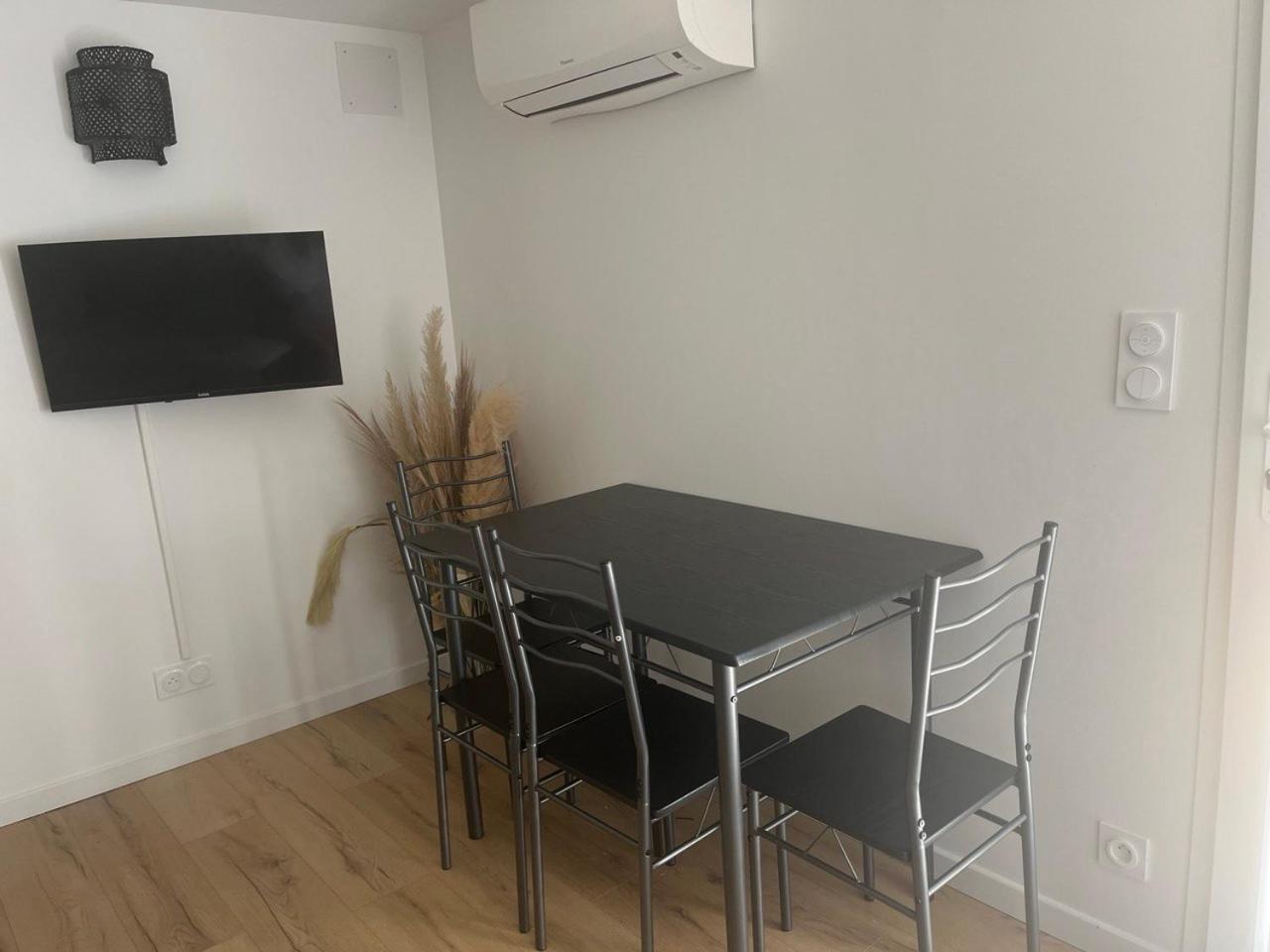 Charmant Et Confortable Appartement Narbonne Exteriör bild