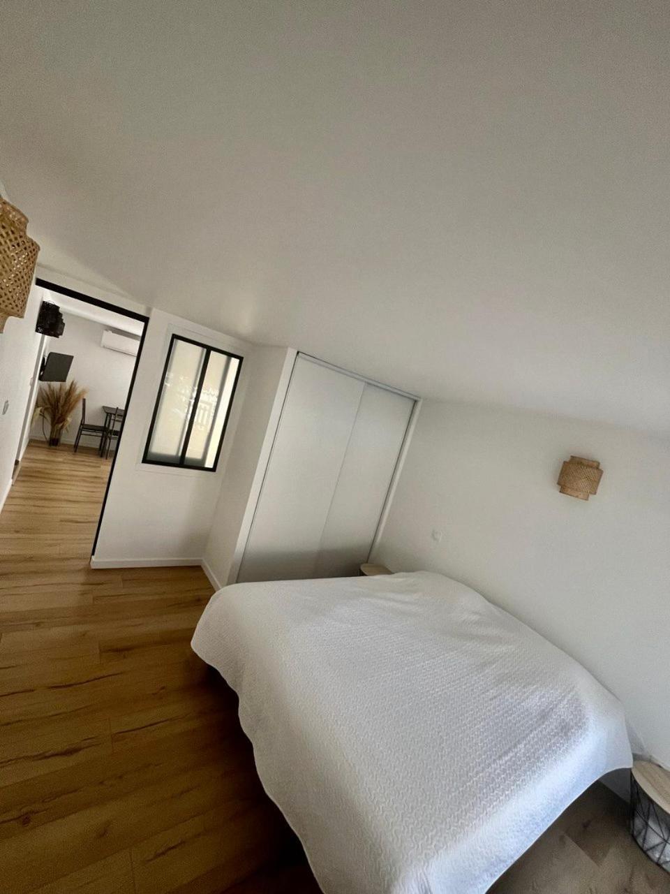 Charmant Et Confortable Appartement Narbonne Exteriör bild