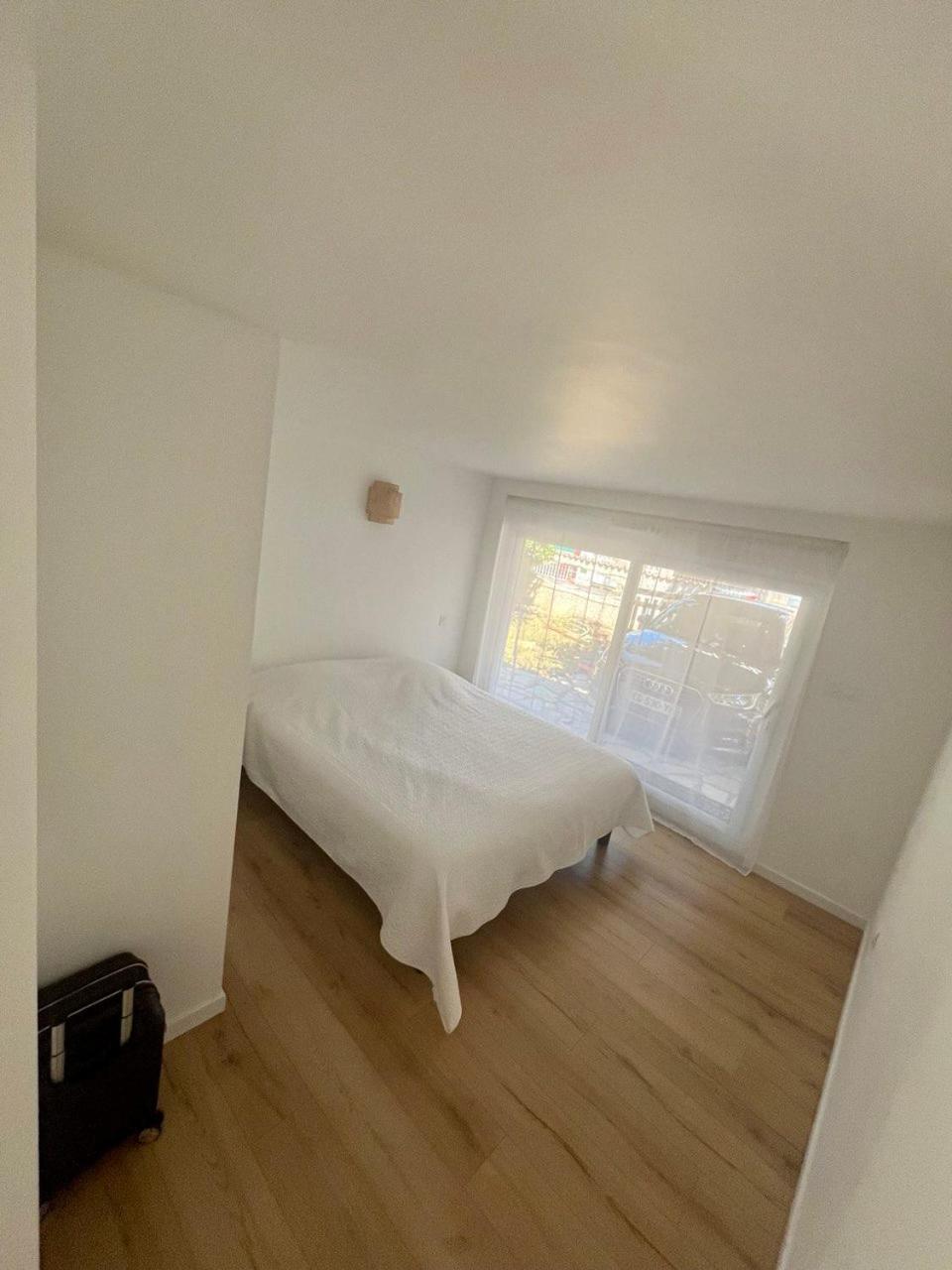 Charmant Et Confortable Appartement Narbonne Exteriör bild